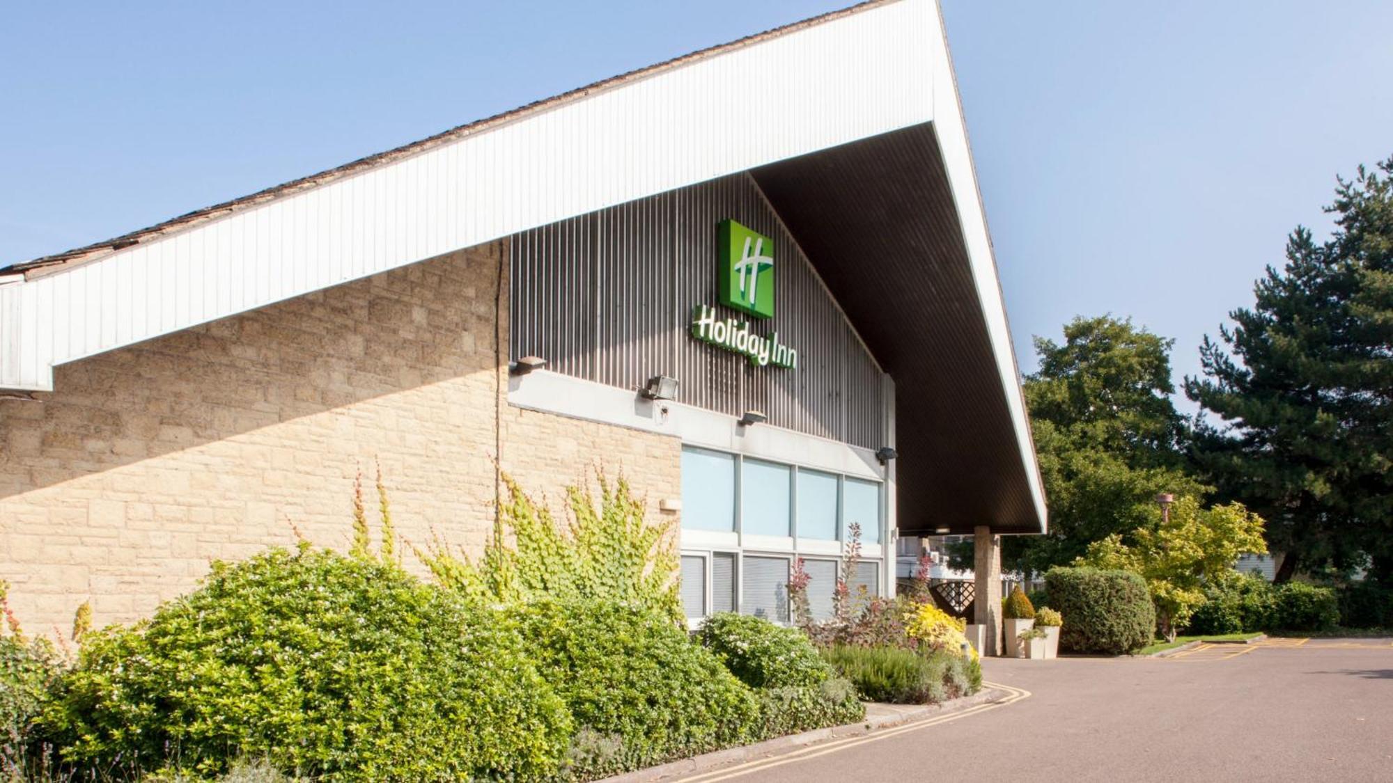 Holiday Inn Swindon By Ihg Exterior photo